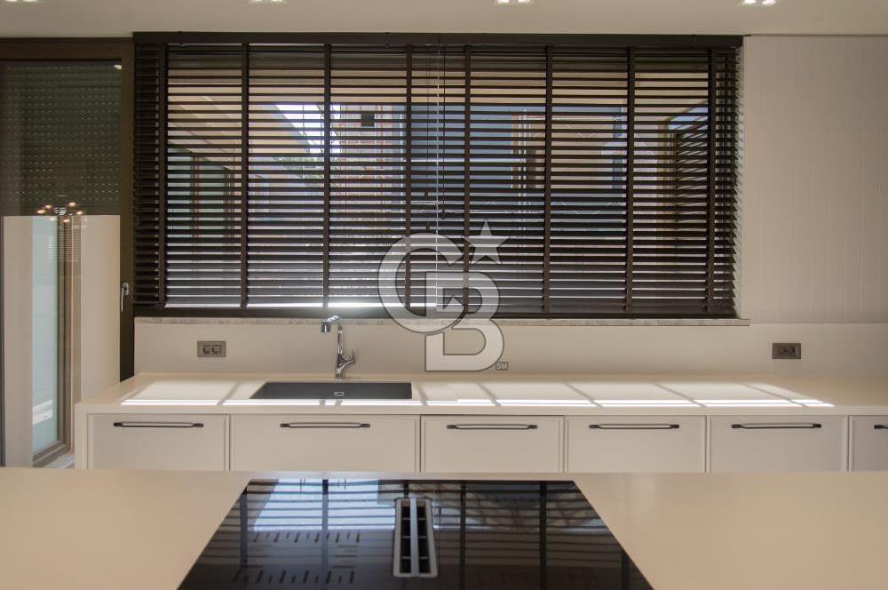 Düzlerçamı Terra Doğa'da Satılık 5+1 Prestijli Villa