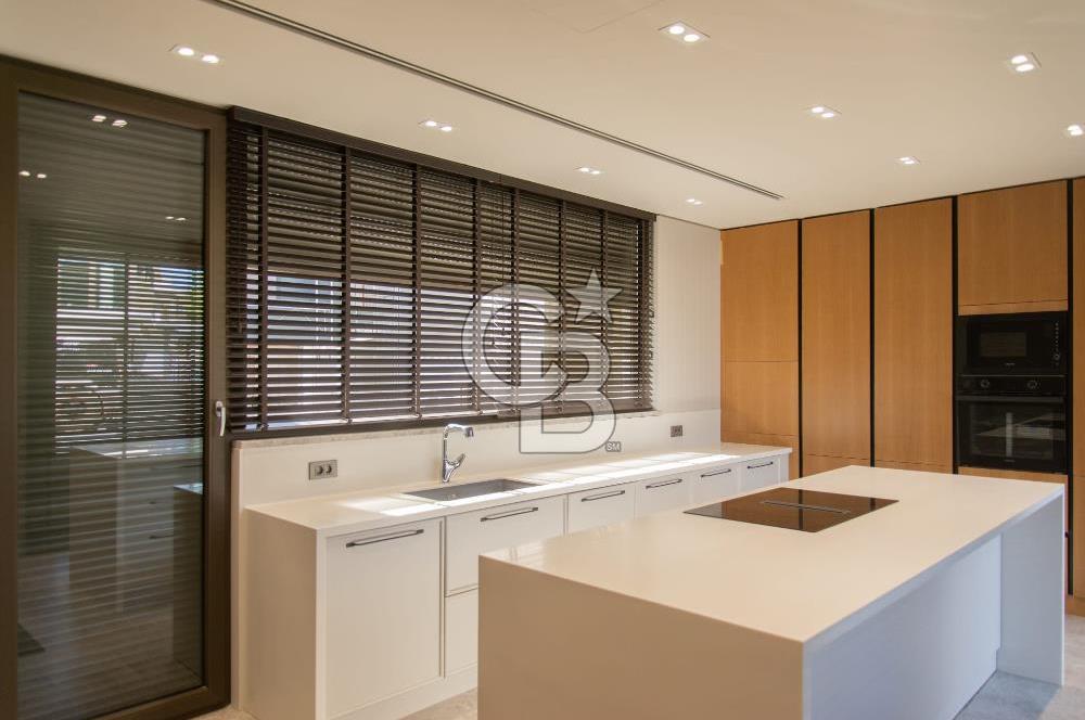 Düzlerçamı Terra Doğa'da Satılık 5+1 Prestijli Villa