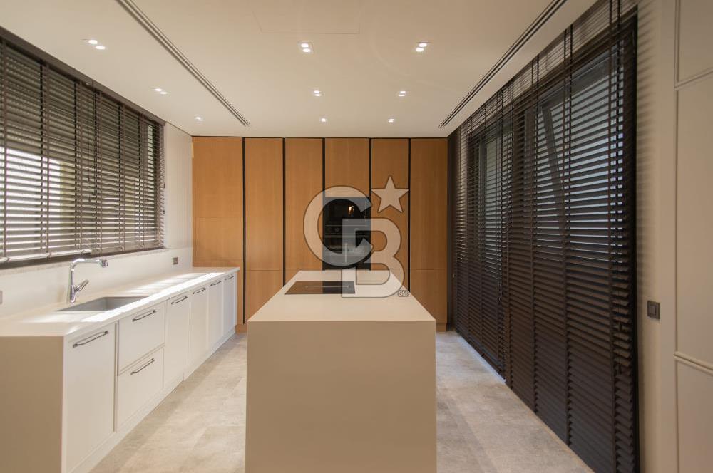 Düzlerçamı Terra Doğa'da Satılık 5+1 Prestijli Villa