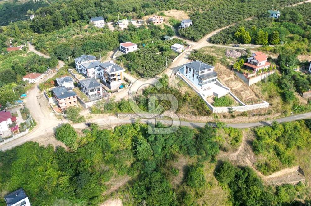 SÖĞÜTLÜ'DE SATILIK İMARLI ARSA