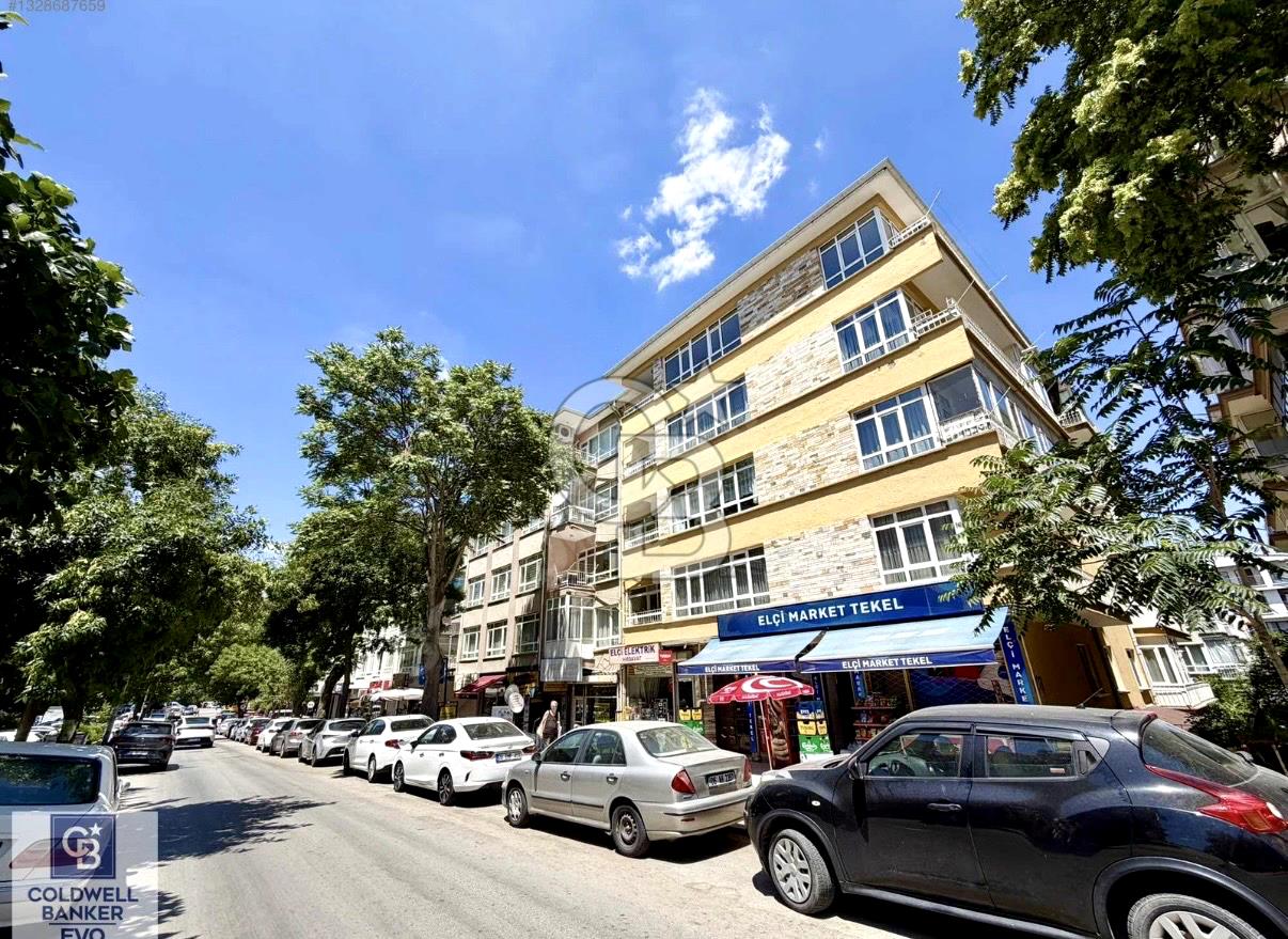 AYRANCI ELÇİ SOKAK'TA KREDİYE UYGUN SATILIK 2+1 FIRSAT DAİRE