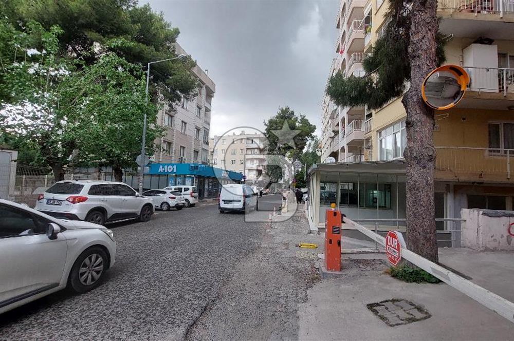 Bornova Süvari Caddesinde 3+1 Kiralık Daire