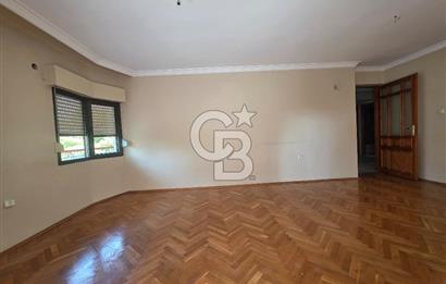 Bornova Süvari Caddesinde 3+1 Kiralık Daire