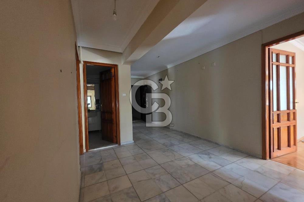Bornova Süvari Caddesinde 3+1 Kiralık Daire