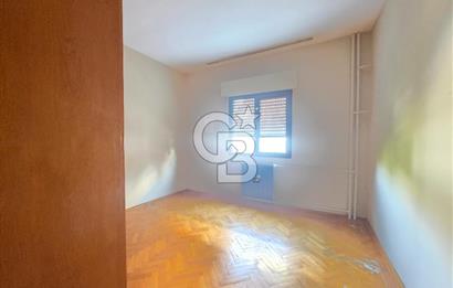 Bornova Süvari Caddesinde 3+1 Kiralık Daire