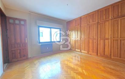 Bornova Süvari Caddesinde 3+1 Kiralık Daire