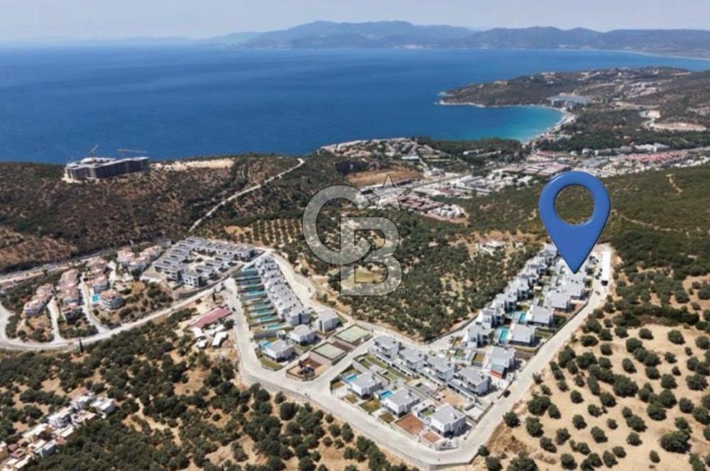 MUSELAND-KUŞADASI BAYRAKLIDEDE DE LÜKS 5+2 HAVUZLU VİLLA