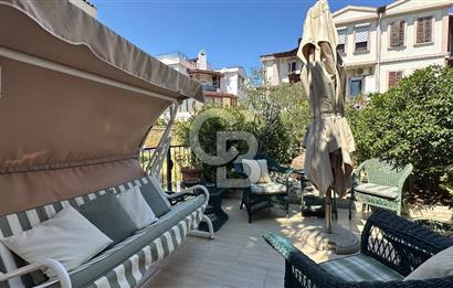 Cunda'da Denize Sıfır Özel Plajlı Lüks Villa