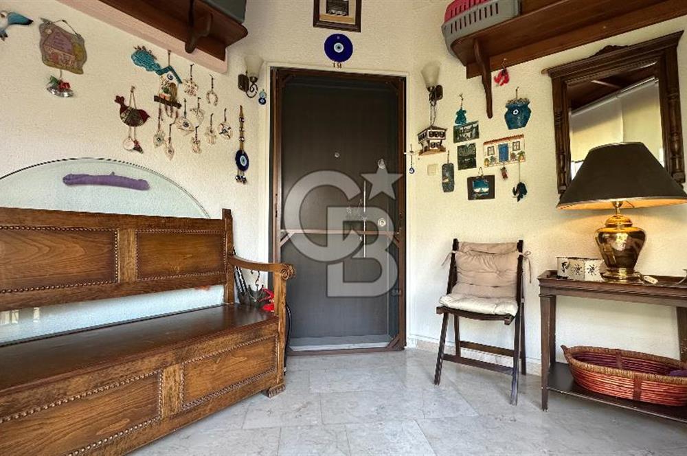 Cunda'da Denize Sıfır Özel Plajlı Lüks Villa