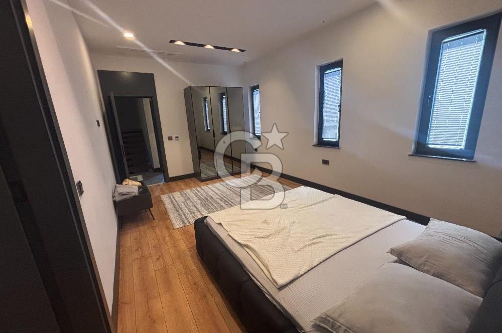 Antalya Odabaşı'nda Site İçerisinde Eşyalı Satılık Villa