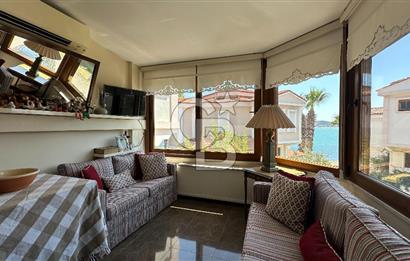 Cunda'da Denize Sıfır Özel Plajlı Lüks Villa