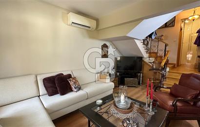 Cunda'da Denize Sıfır Özel Plajlı Lüks Villa