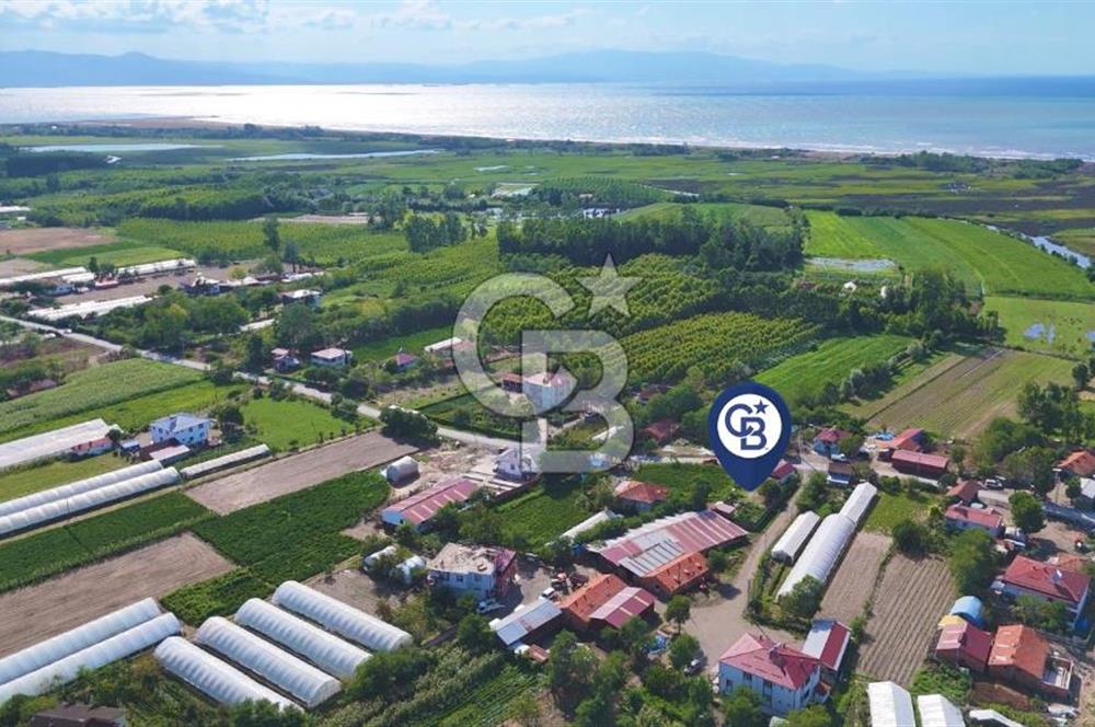 Çarşamba Çaltı'da Deniz ve Havalimanına Yakın Satılık Tarla