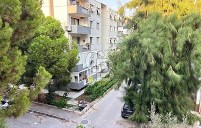 Karşıyaka Bahçelievler'de Pazar Yerine Yakın Kiralık 3+1 Daire