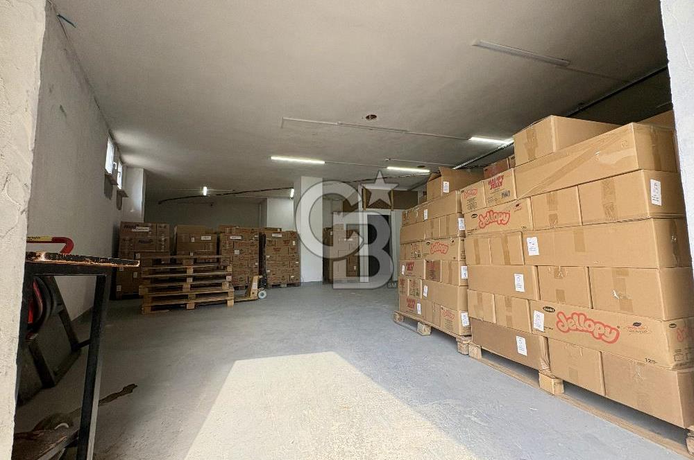 Ataşehir Ferhatpaşada 1.715 m² Müstakil Komple Bina Depo+Ofis