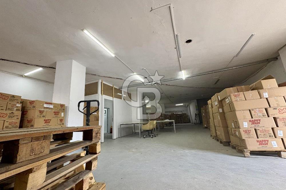 Ataşehir Ferhatpaşada 1.715 m² Müstakil Komple Bina Depo+Ofis