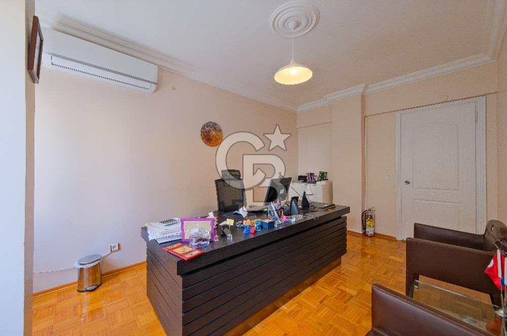 Fırsat Kiralık Ulus adnan saygun Caddesi ticari 3+1 Otopark
