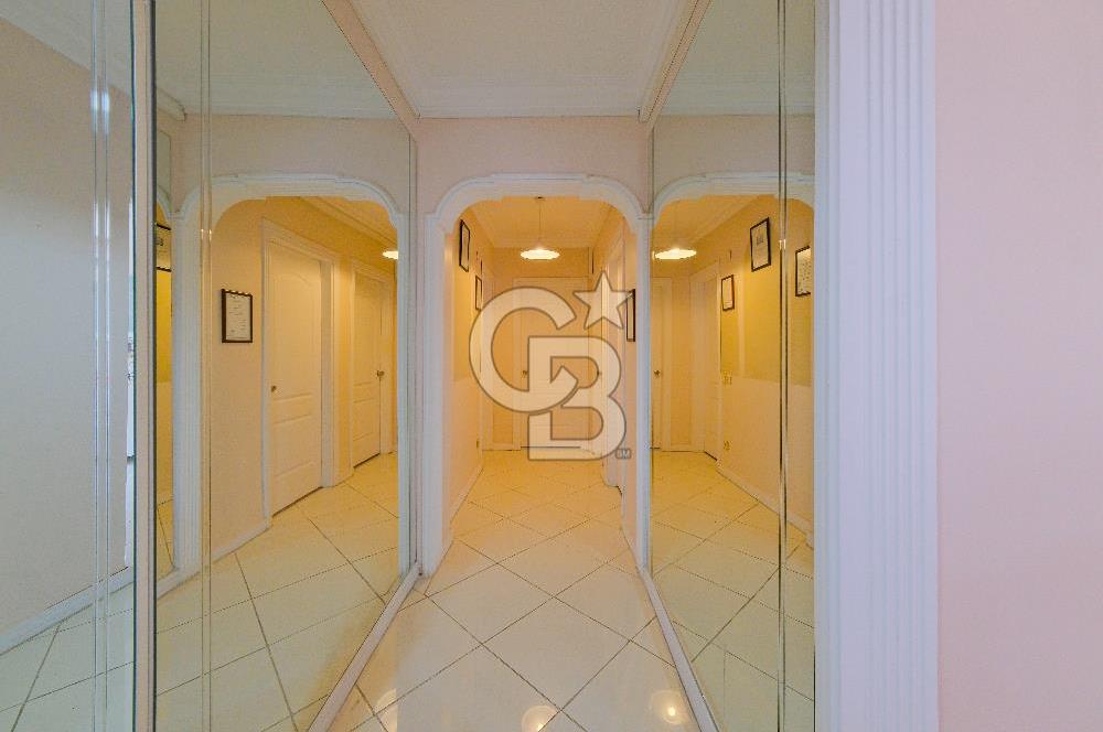 Fırsat Kiralık Ulus adnan saygun Caddesi ticari 3+1 Otopark