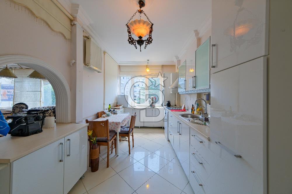 Fırsat Kiralık Ulus adnan saygun Caddesi ticari 3+1 Otopark