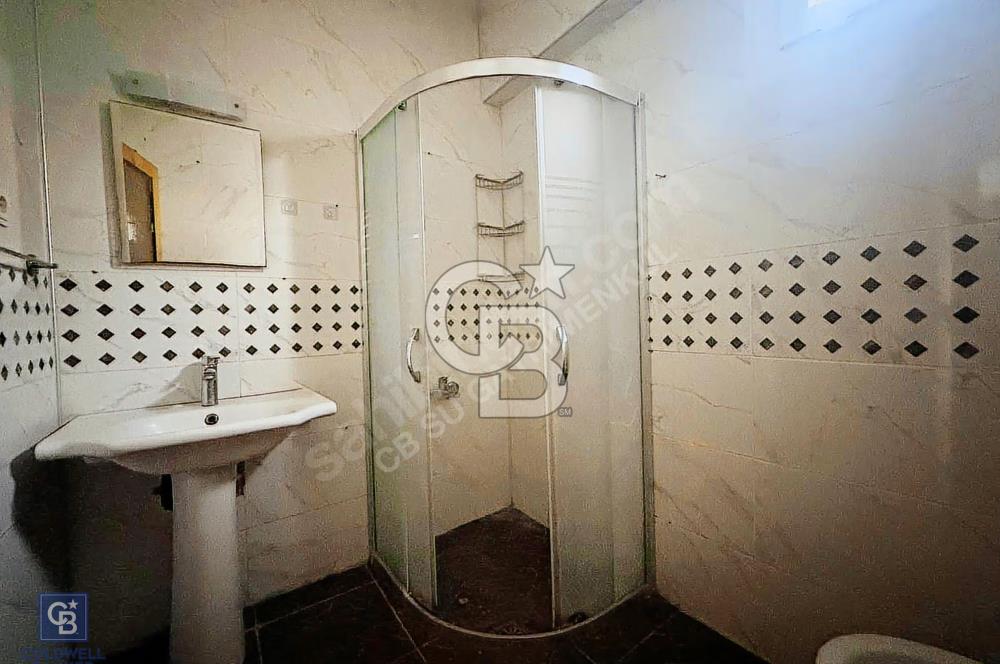 ÇANDARLI'DA DENİZE 150M 2+1 AYRI MUTFAKLI KÖŞE DAİRE