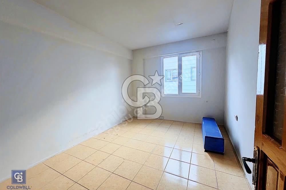 ÇANDARLI'DA DENİZE 150M 2+1 AYRI MUTFAKLI KÖŞE DAİRE