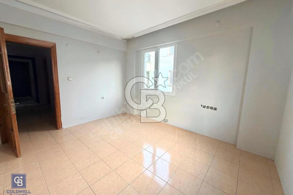 ÇANDARLI'DA DENİZE 150M 2+1 AYRI MUTFAKLI KÖŞE DAİRE