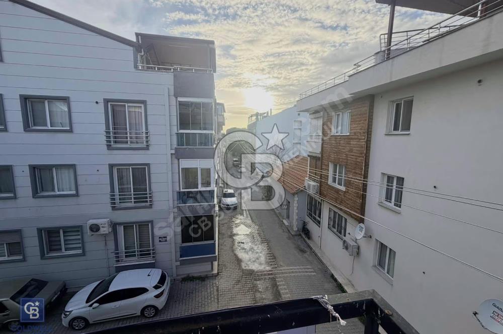 ÇANDARLI'DA DENİZE 150M 2+1 AYRI MUTFAKLI KÖŞE DAİRE