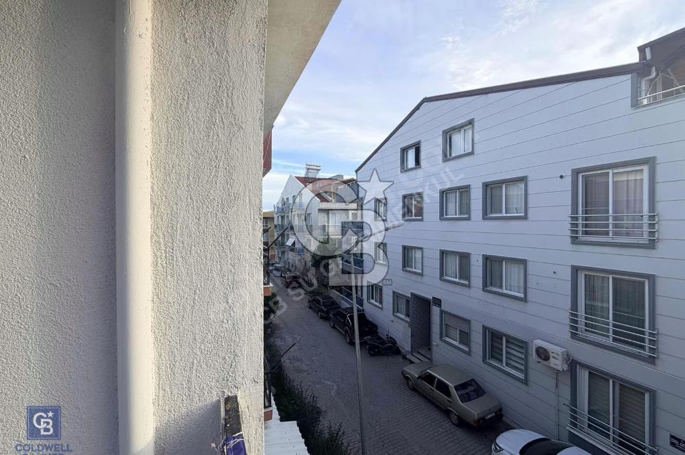 ÇANDARLI'DA DENİZE 150M 2+1 AYRI MUTFAKLI KÖŞE DAİRE