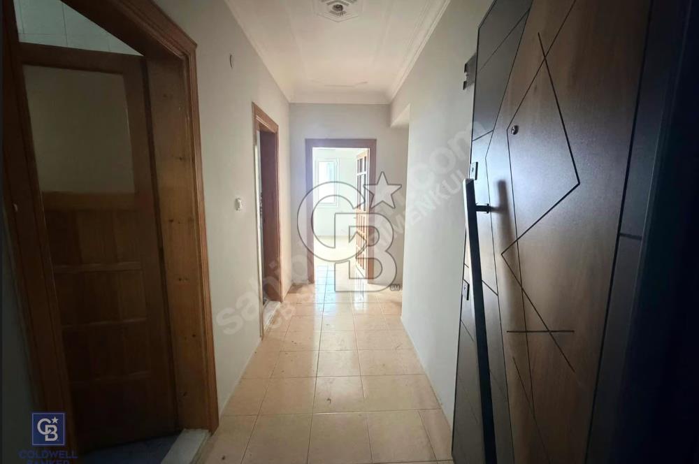 ÇANDARLI'DA DENİZE 150M 2+1 AYRI MUTFAKLI KÖŞE DAİRE