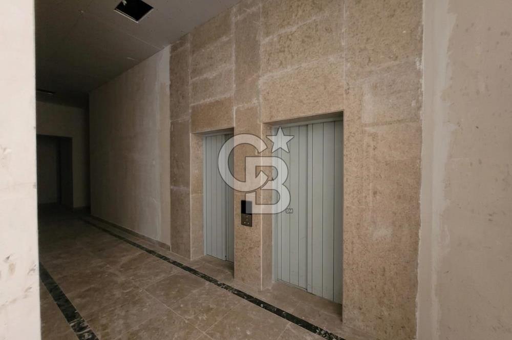 ATATÜRK Mahl. Alemdağ cadd.merkezi lokasyon kiralık ofis
