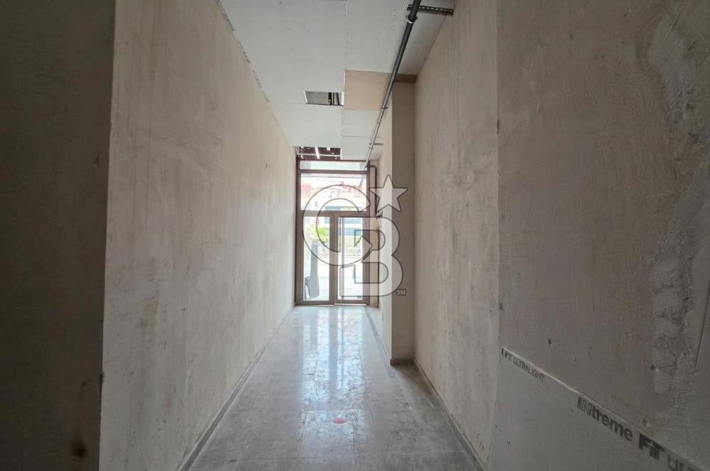ATATÜRK Mahl. Alemdağ cadd.merkezi lokasyon kiralık ofis