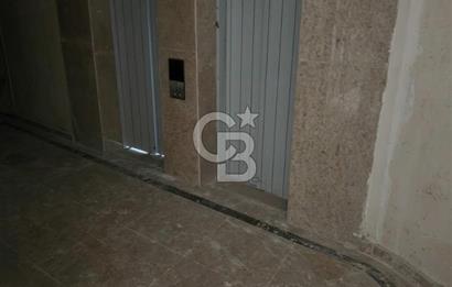 ATATÜRK Mahl. Alemdağ cadd.merkezi lokasyon kiralık ofis