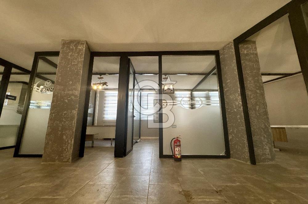 Ataşehir Ferhatpaşada 1.715 m² Müstakil Komple Bina Depo+Ofis