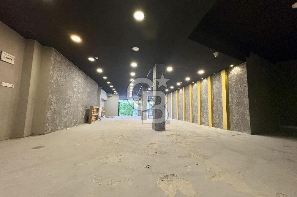 Ataşehir Ferhatpaşada 1.715 m² Müstakil Komple Bina Depo+Ofis