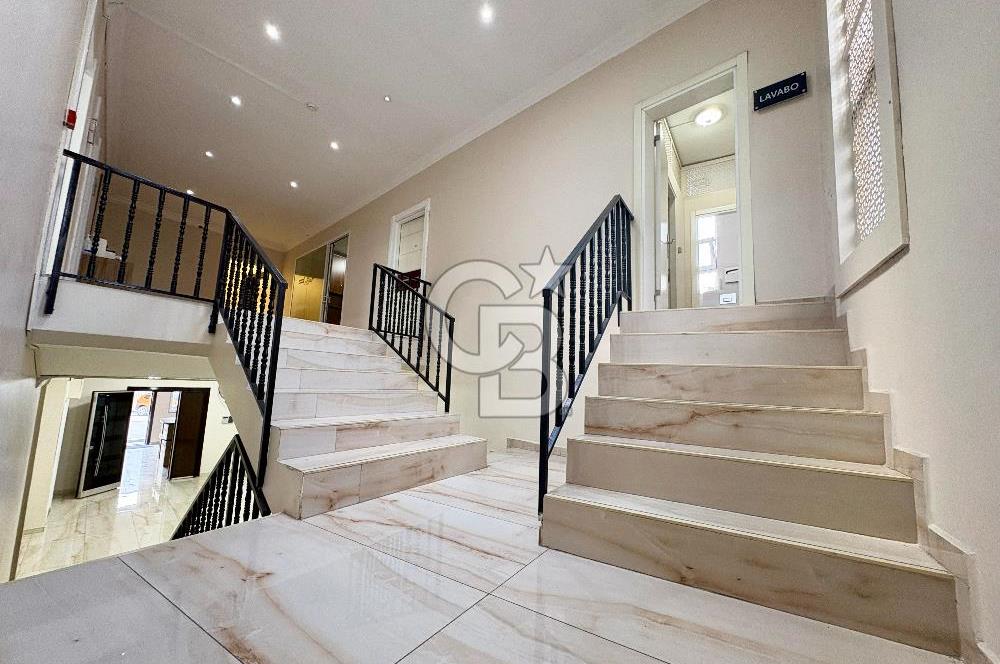 Ataşehir Ferhatpaşada 1.715 m² Müstakil Komple Bina Depo+Ofis
