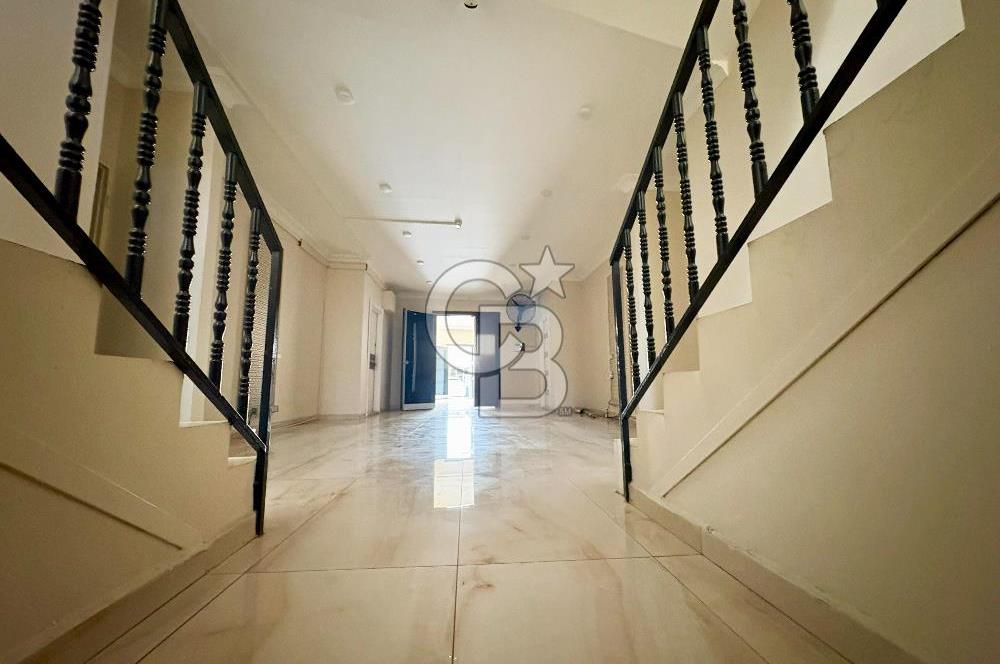 Ataşehir Ferhatpaşada 1.715 m² Müstakil Komple Bina Depo+Ofis