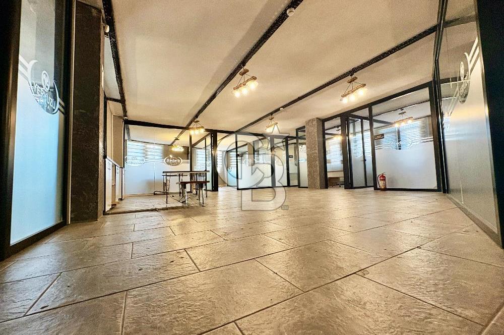 Ataşehir Ferhatpaşada 1.715 m² Müstakil Komple Bina Depo+Ofis