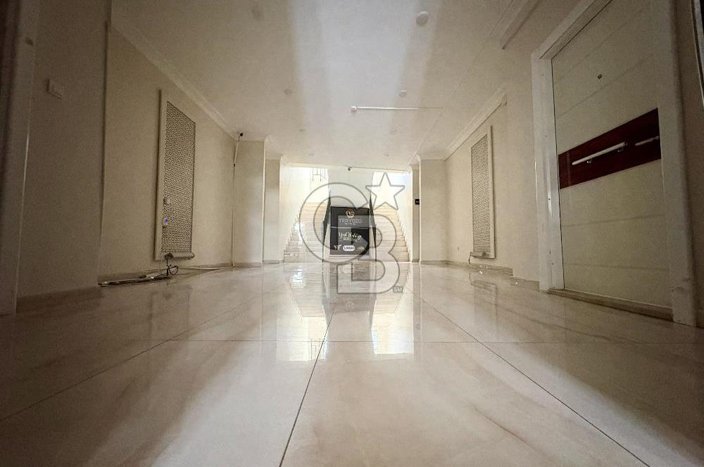 Ataşehir Ferhatpaşada 1.715 m² Müstakil Komple Bina Depo+Ofis