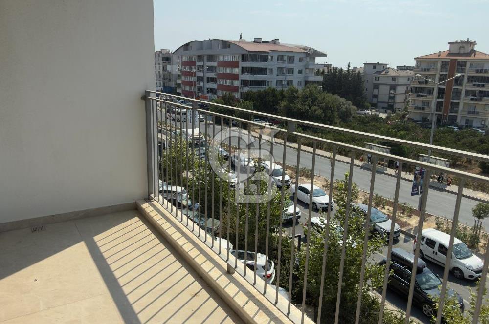SEFERİHİSAR CADDE ÜZERİ LUX PROJEDE 3+1 SIFIR DAİRE