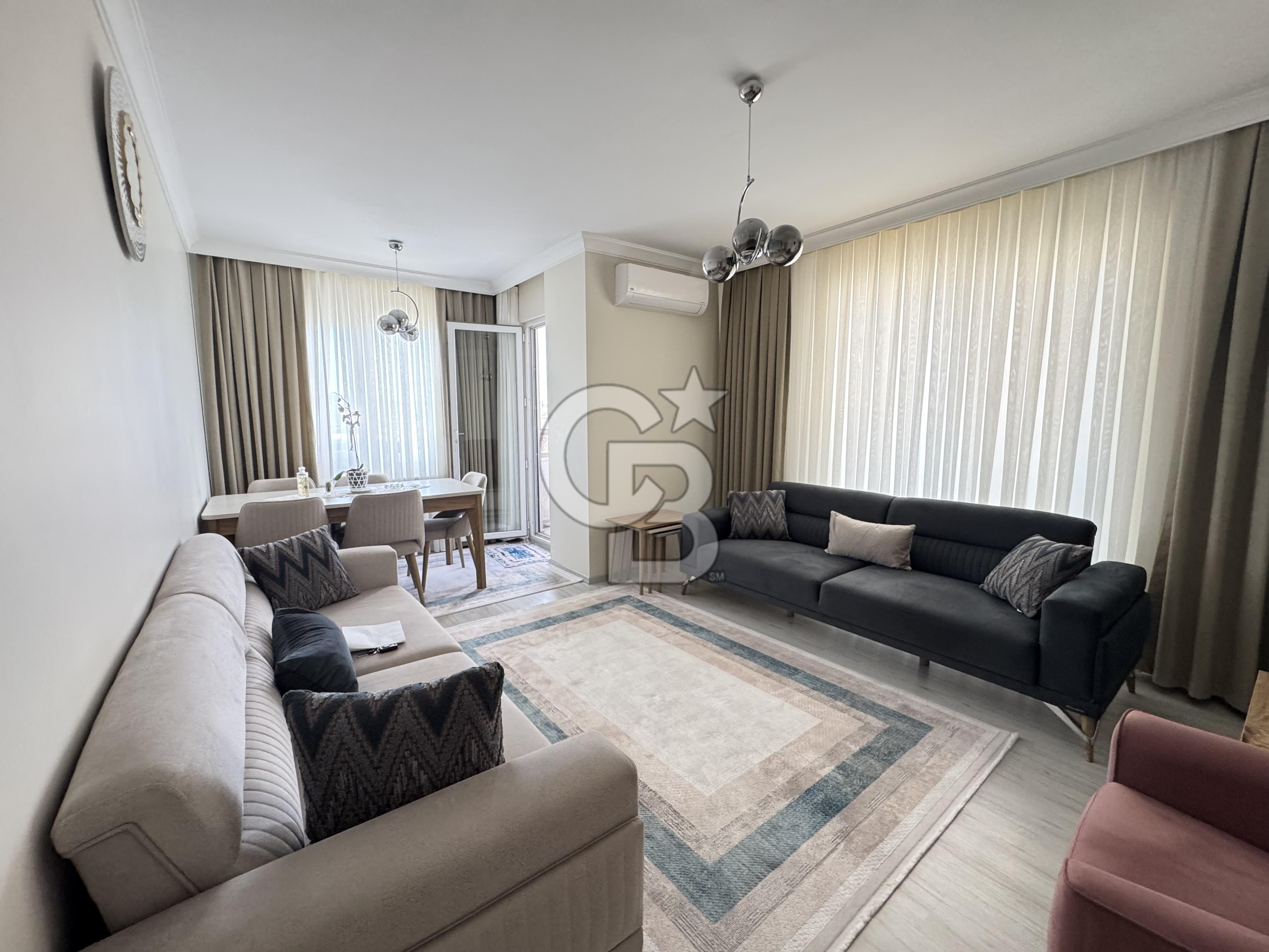 SANCAKTEPE ATATÜRK CD ÜZERİ SİTEDE 2+1 SATILIK DAİRE
