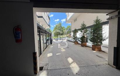 SANCAKTEPE ATATÜRK CD ÜZERİ SİTEDE 2+1 SATILIK DAİRE