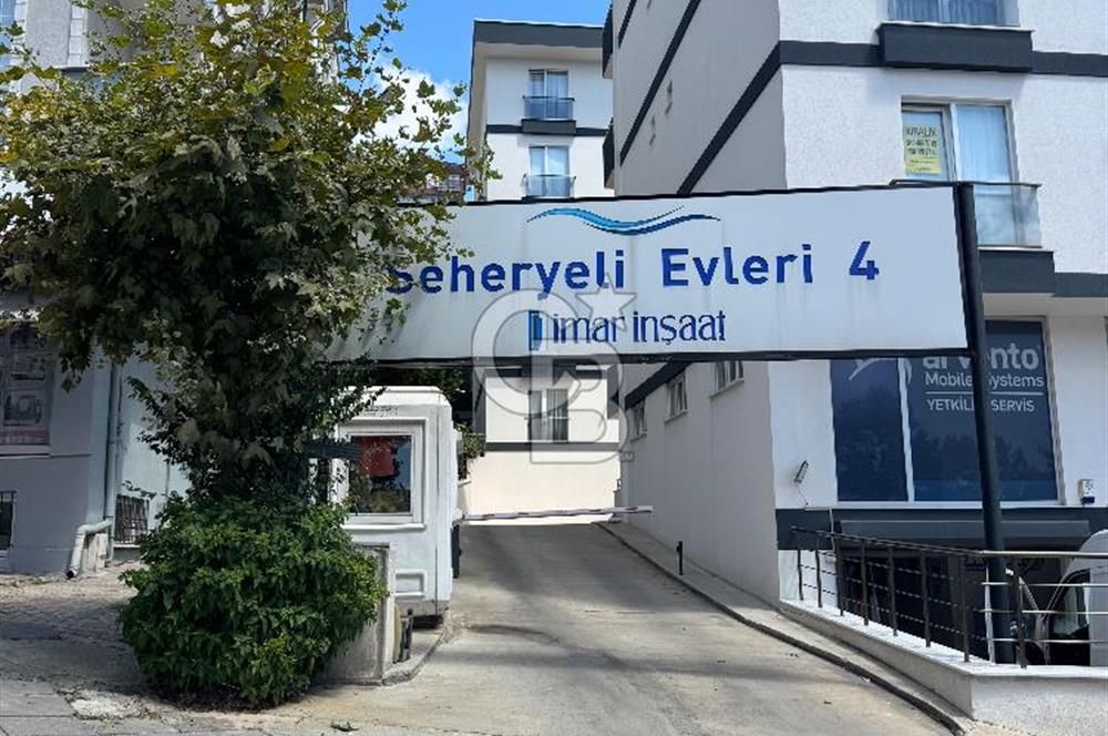 SANCAKTEPE ATATÜRK CD ÜZERİ SİTEDE 2+1 SATILIK DAİRE