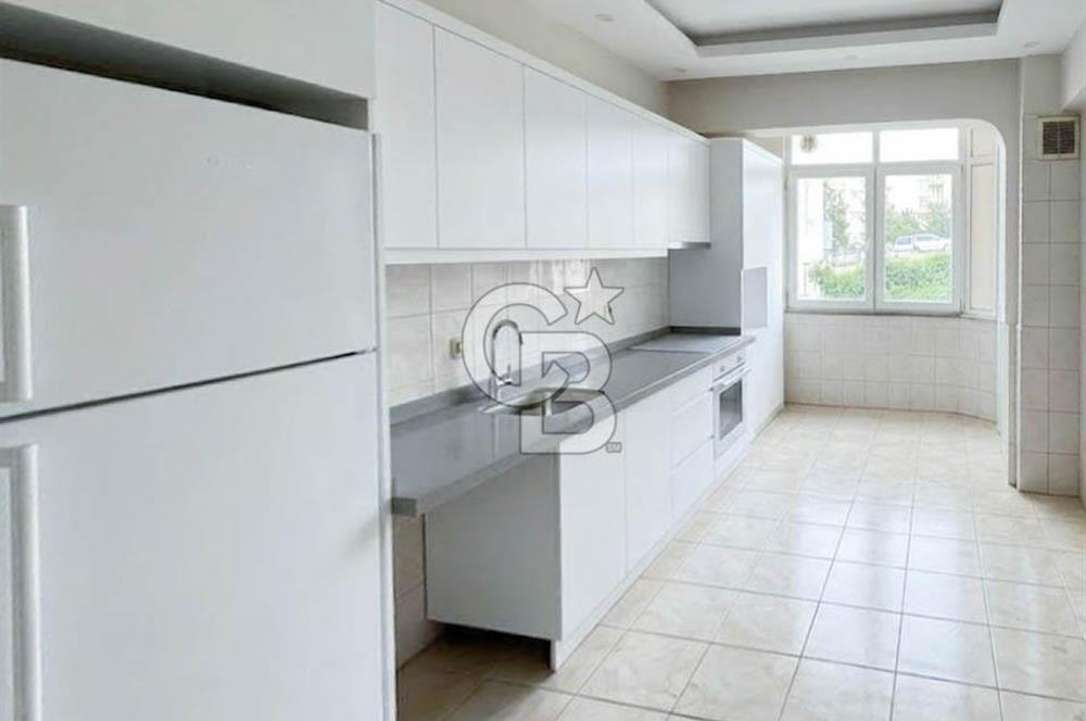 ATAŞEHİR FİNANSKENTE KOMŞU GÜVENLİ SİTEDE SATILIK 3+1 DAİRE