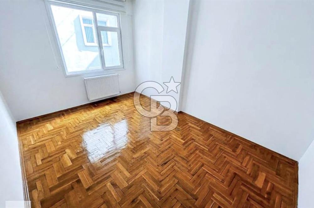 ATAŞEHİR FİNANSKENTE KOMŞU GÜVENLİ SİTEDE SATILIK 3+1 DAİRE