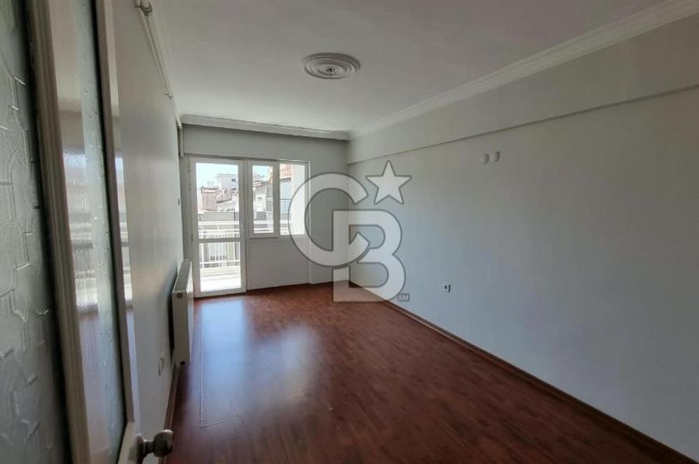 Girne Cad. Paraleli Kiralık 4+1 Dubleks Çift Teraslı Daire