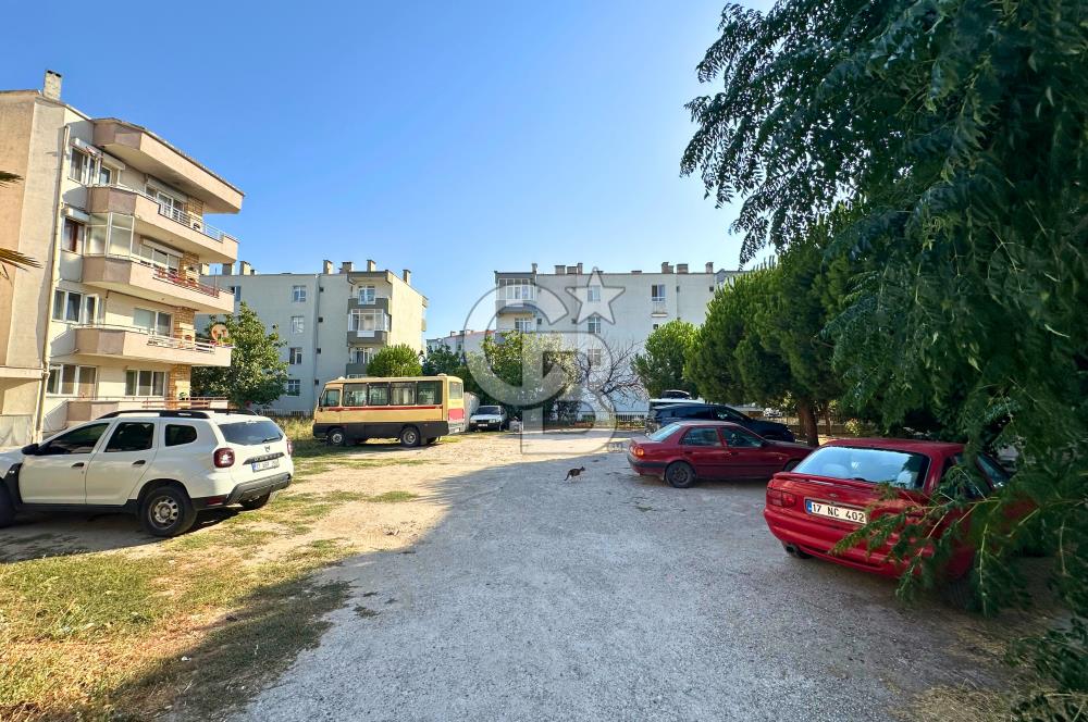 Çanakkale Lapseki Dalyan Acar Sitesi'nde Köşe 3+1 Geniş Daire