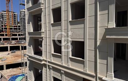 BÜYÜKÇEKMECE ALBATROS’TA HİLAL HILL SİTESİ’NDE SATILIK ŞEREFİYELİ 2+1 DAİRE