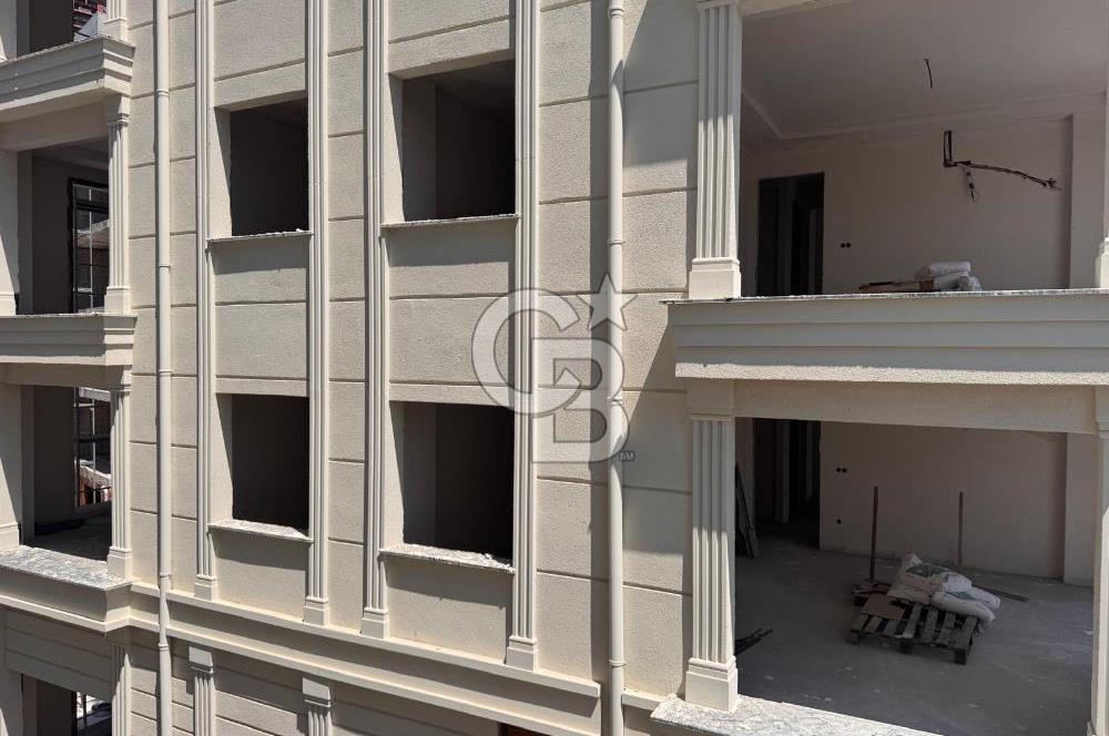 BÜYÜKÇEKMECE ALBATROS’TA HİLAL HILL SİTESİ’NDE SATILIK ŞEREFİYELİ 2+1 DAİRE