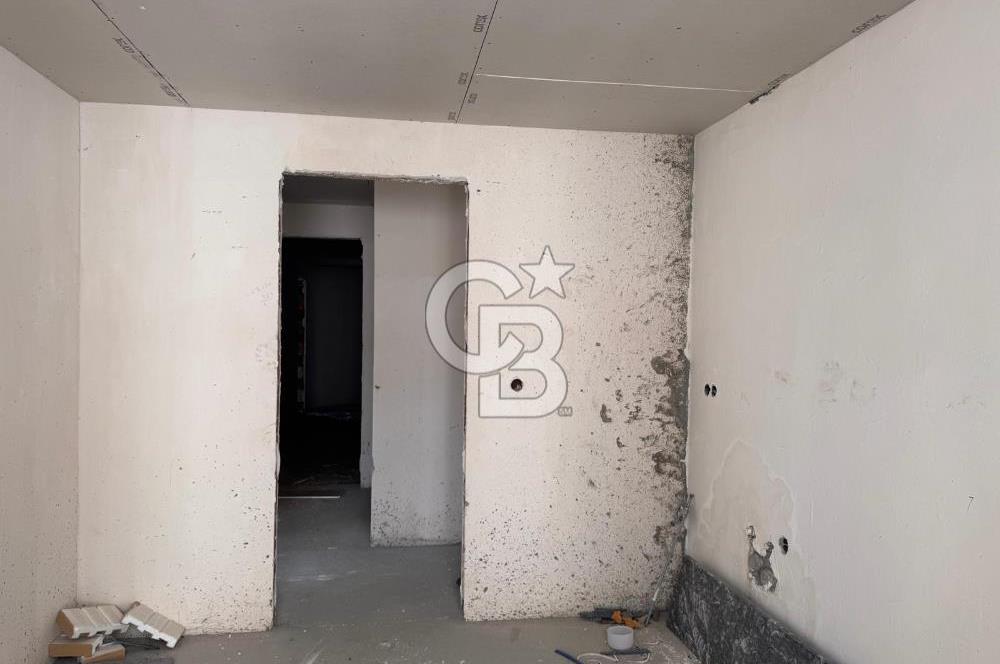 BÜYÜKÇEKMECE ALBATROS’TA HİLAL HILL SİTESİ’NDE SATILIK ŞEREFİYELİ 2+1 DAİRE