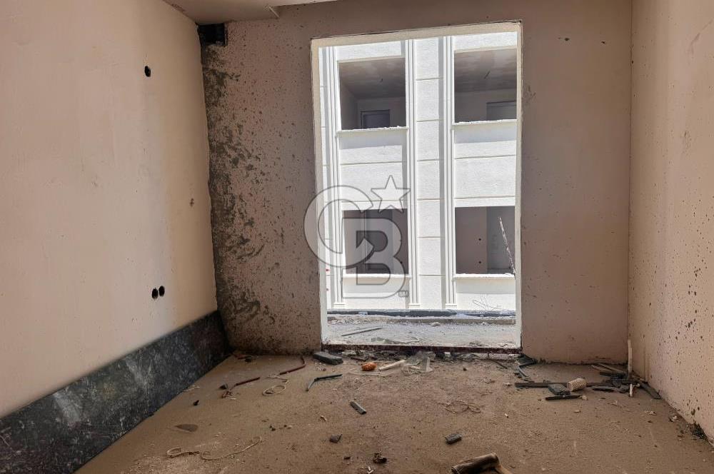 BÜYÜKÇEKMECE ALBATROS’TA HİLAL HILL SİTESİ’NDE SATILIK ŞEREFİYELİ 2+1 DAİRE